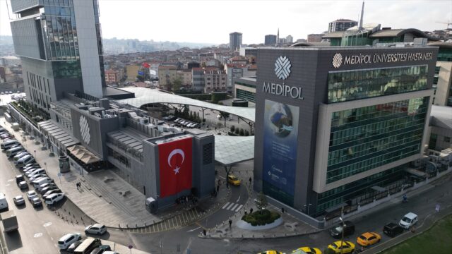 Medipol hastanelerinde Cumhuriyet Bayramı kutlandı