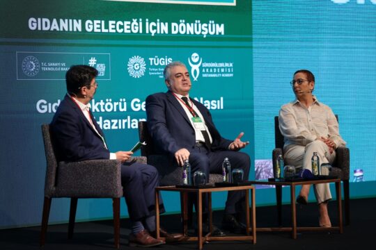 Sürdürülebilir Gıda Zirvesi'nde: Gıda Sektörü Geleceğe Nasıl Hazırlanıyor? paneli düzenlendi