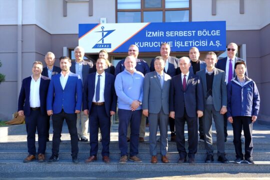 Çinli kompresör üreticileri İzmir'de yatırım yapacakları alanı inceledi