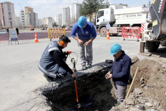 Kayseri'nin “su dedektifleri” 5 yılda 10 milyon metreküp su kaçağını önledi